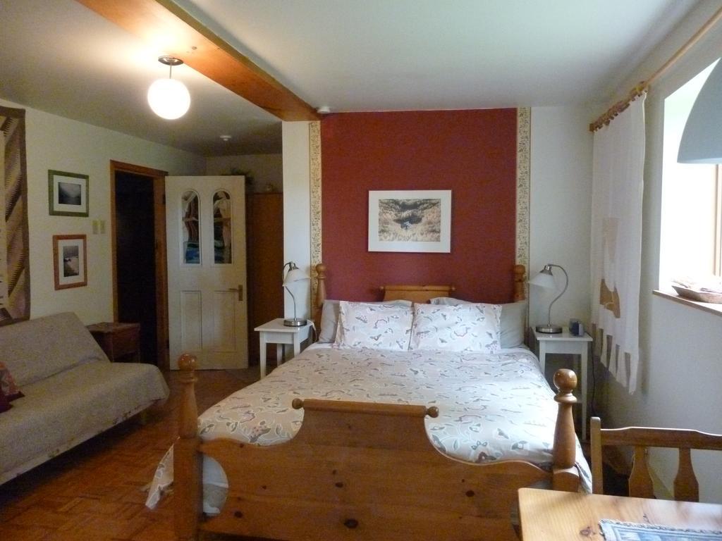 B&B Pinorama Сътън Екстериор снимка
